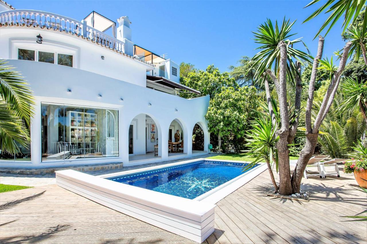 Luxury Villa With Swimming Pool And Jacuzzi Marbella Exterior photo