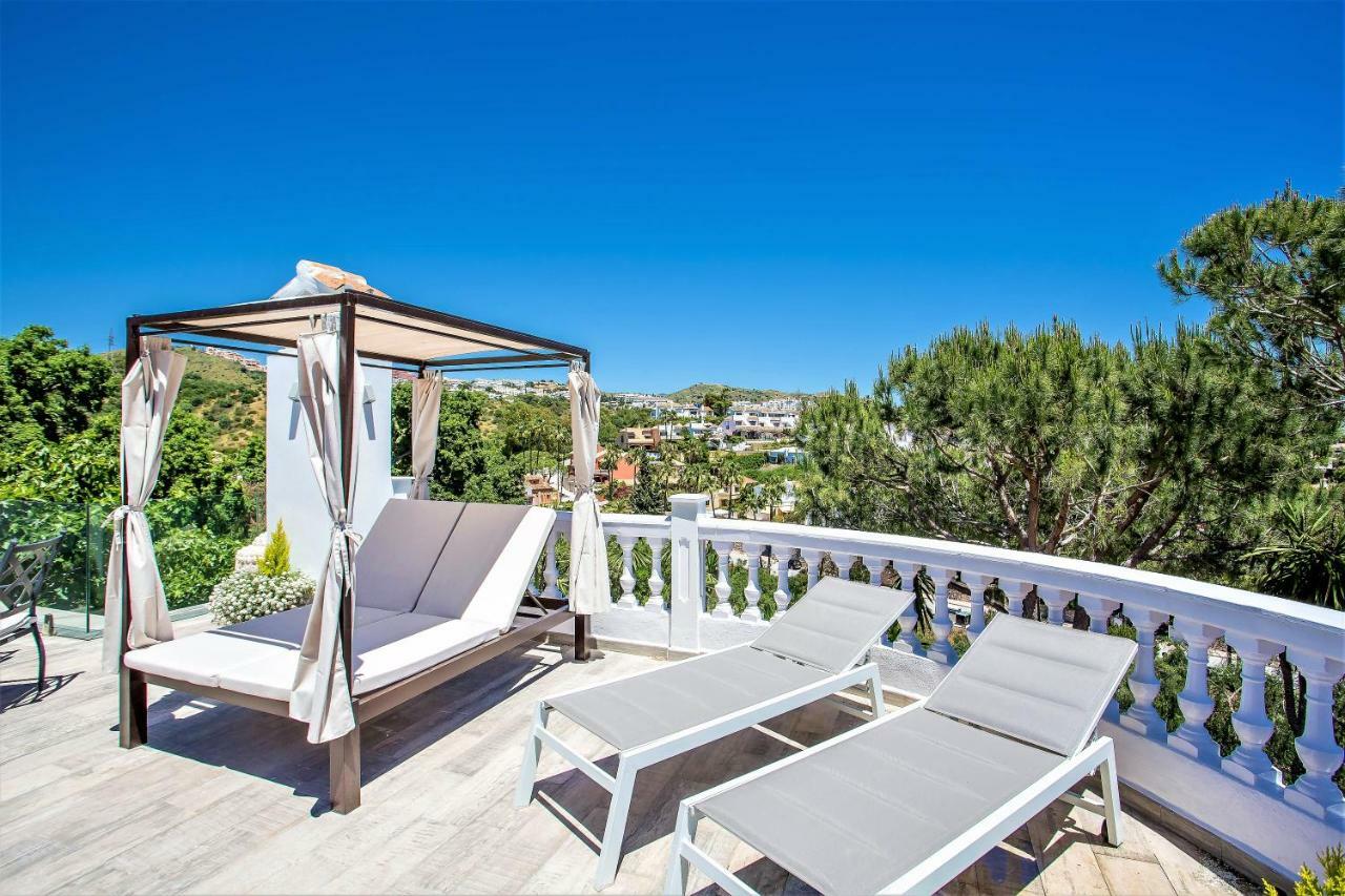 Luxury Villa With Swimming Pool And Jacuzzi Marbella Exterior photo